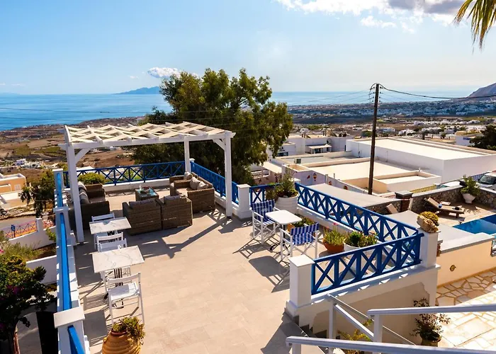 Hotel Thira