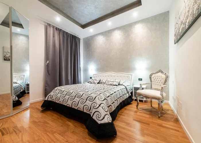 Fashion Apartment Silver Bologna