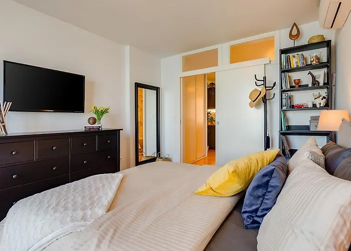 Bella Vista Premium Apartment