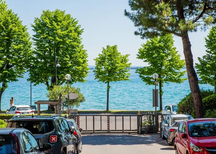 Marialuisa'S Home - Le Rive Del Lago