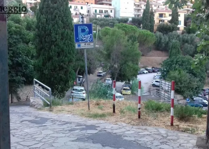 Ampio Monolocale Con Balcone Fronte Mare