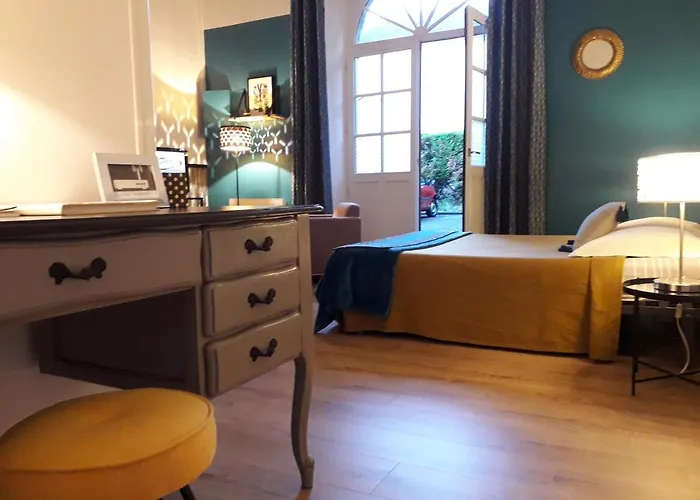 Les Tulipiers, Parking Securise, Lit Queen Size, Appartement Classe