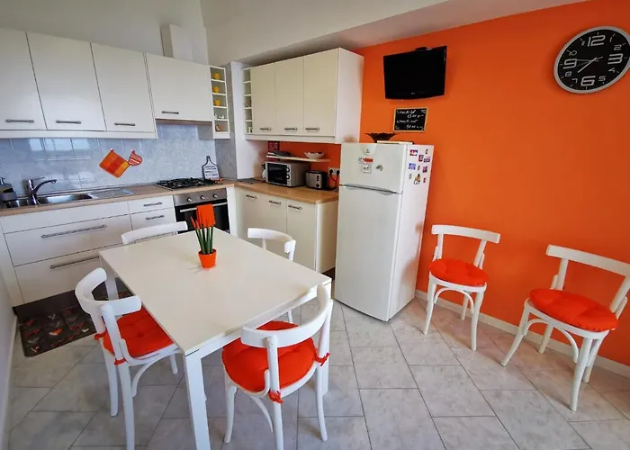 Villa Mirella Sea View Apartments