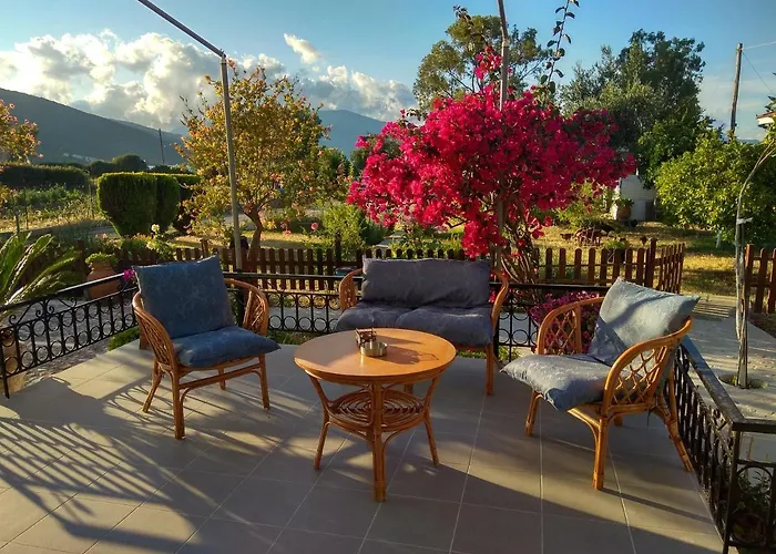 Apartments Katerina By The Sea