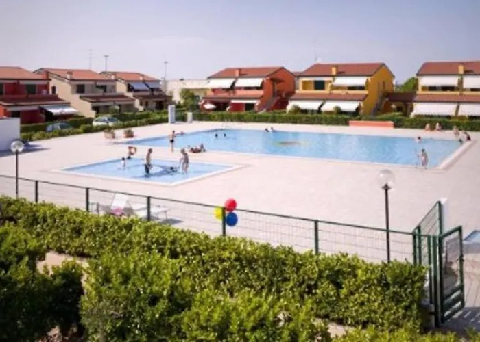 Iris 21 Abitazione In Posizione Strategica Immersa Nel Villaggio Dei Fiori