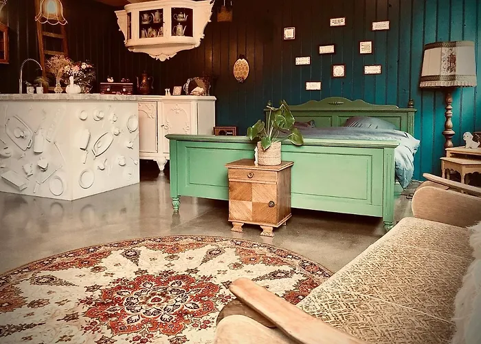 Gieters Gruttertje, Vintage Stay In The Village Centre