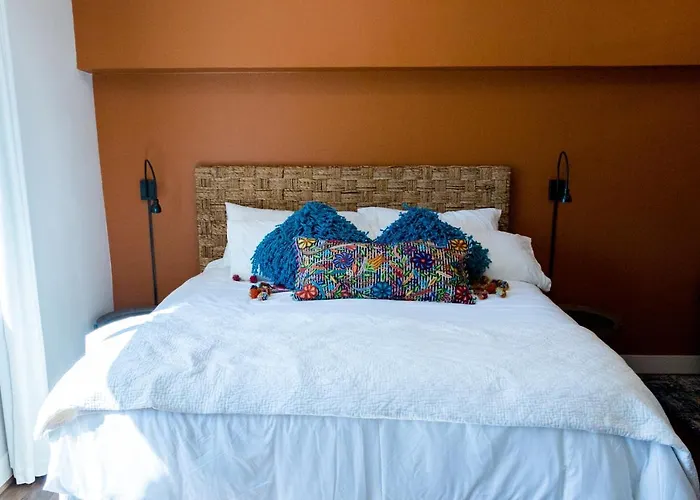 The Bishop Arts Hotel By Qresorts