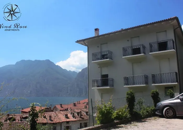 Wind Rose Apartments