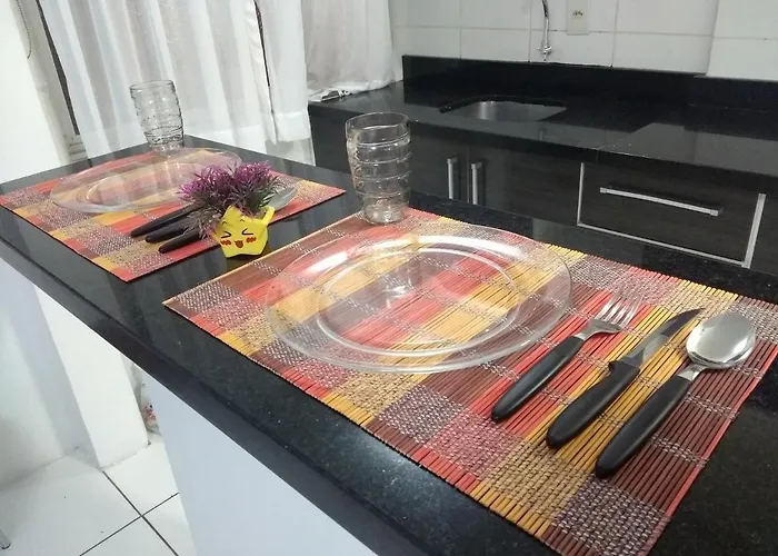Apartamento 500 Metros Da Praia, Perto Do Shopping Atlantico