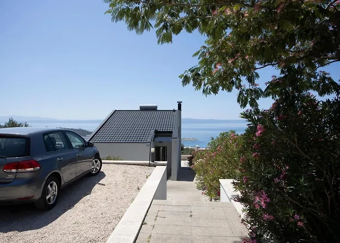 Villa Oaza