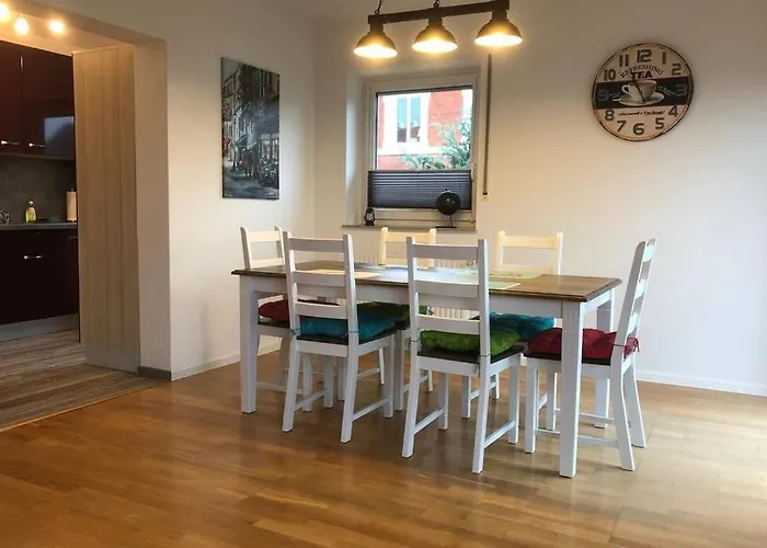 Exklusive Ferienwohnung In Einbeck, 3 Schlafzimmer Mit Balkon!