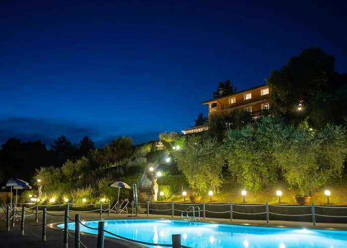Alfresco Luxury Villa With Heated Pool