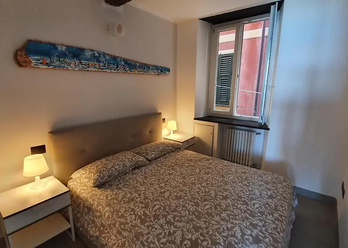 Best flat beachfront Camogli