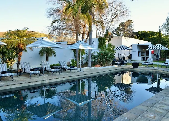 Swartberg Hotel, Cork Tree Collection