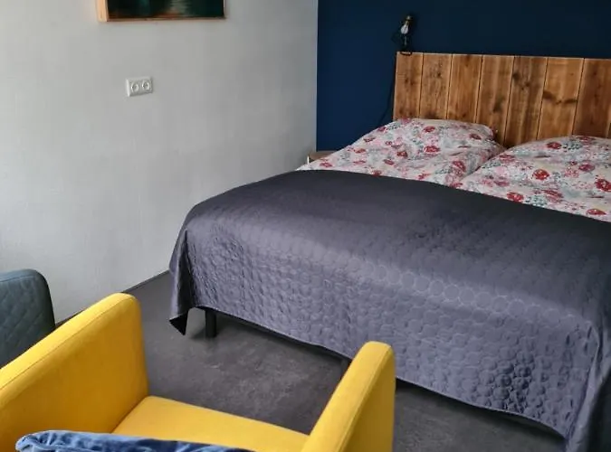 De Stoof, Complete Studio Voor 2 Personen