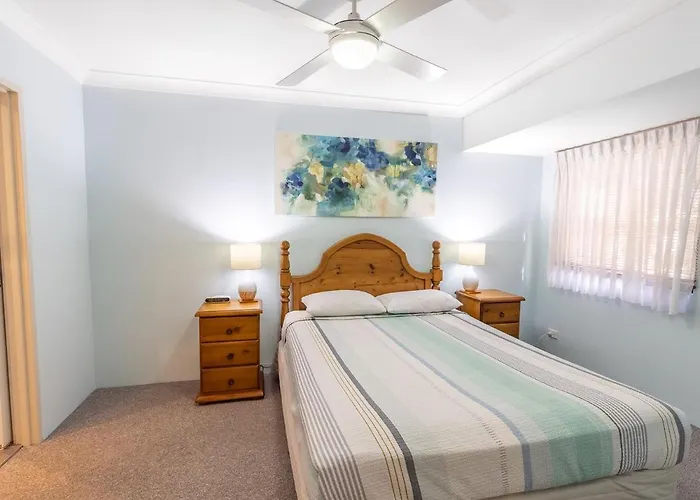 Carindale, 16 19-23 Dowling Street - Ground Floor Unit With Foxtel, Complex Pool And Tennis Court