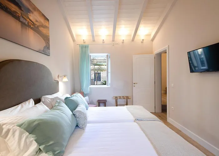 Melina'S Urban Retreat