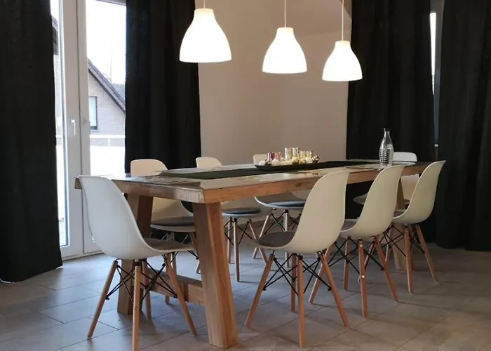 Modern Wohnen I Parkplatz I Wlan I Netflix I Balkon I 6 Schlafplaetze