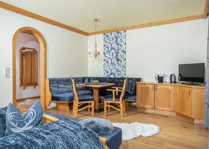 Appartement Fruehstueckspension Landhaus Karwendel