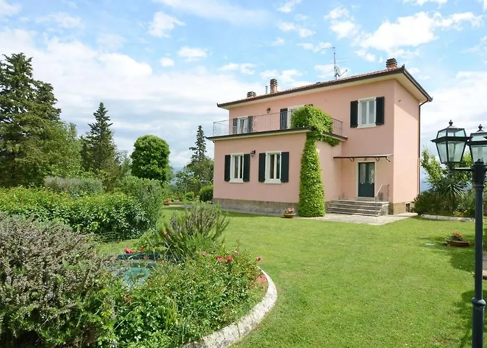 Villa Vittoria D'Anghiari 7&3, Emma Villas