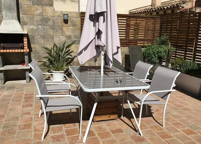 Casa Antigua Reformada Junto Al Mar