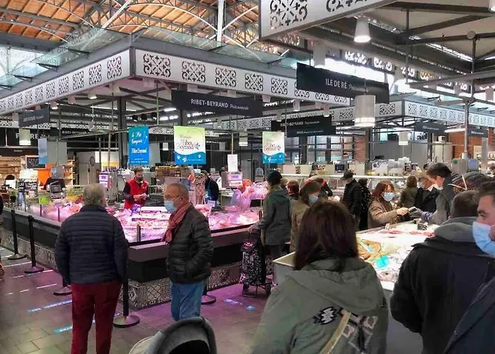Charmant T3 Coeur De Ville Avec Parking Option Repas