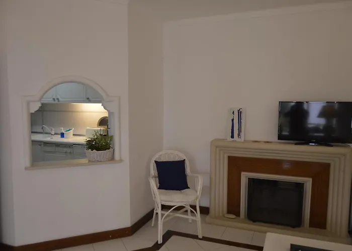 Apartamento Proximo Da Marina Vilamoura C/Piscina E Estacionamento