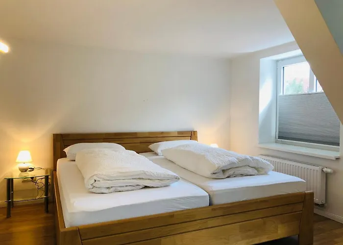 Altstadthus-Gemuetliches Ferienhaus Mit Gaertchen