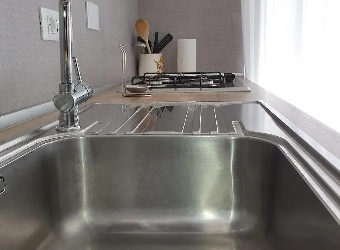 Casa Regina Con Box Auto Ideale Per Ospitare 4 Persone