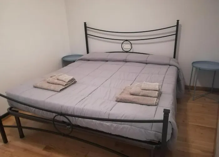 Sonny Apartments