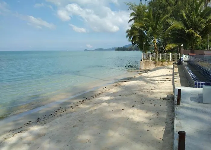Lipa Bay Resort