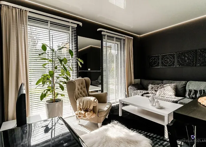 Apartament Black