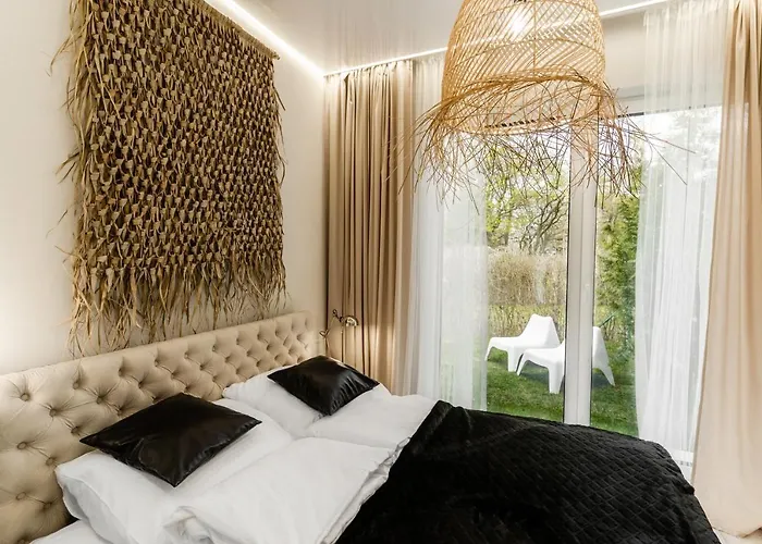 Apartament Black