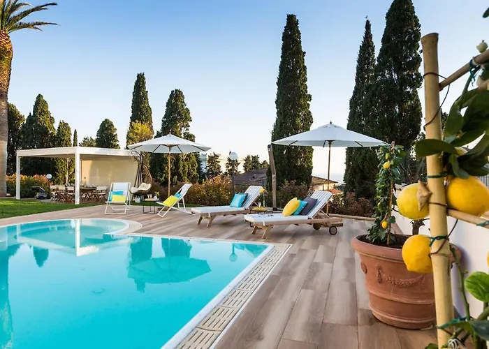 Villa Sole Al Molino A Vento 8, Emma Villas