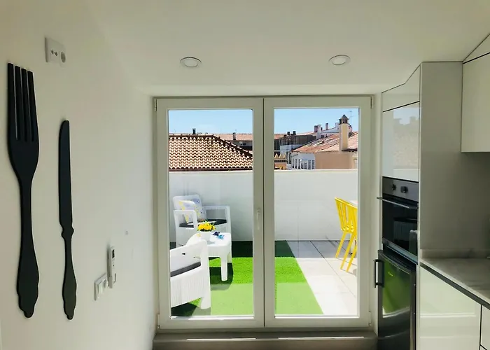 Central Tiled Apartment
