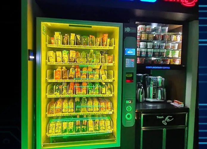 Iotel Luxury Kiosk Hotel