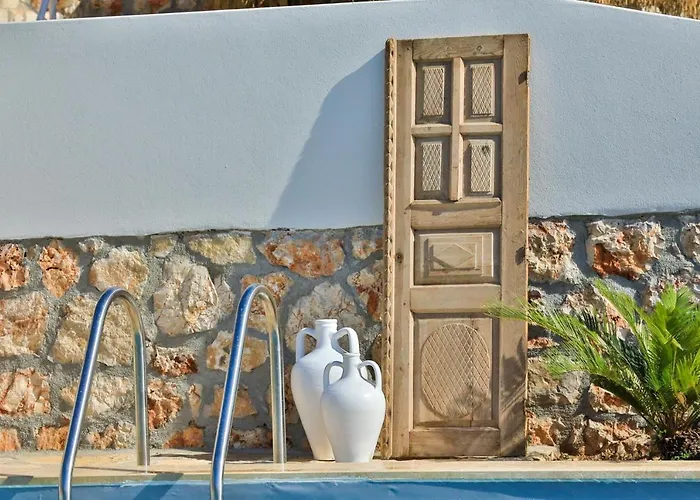 Kale Suites, Heated Pool In Winter, Adults Only
