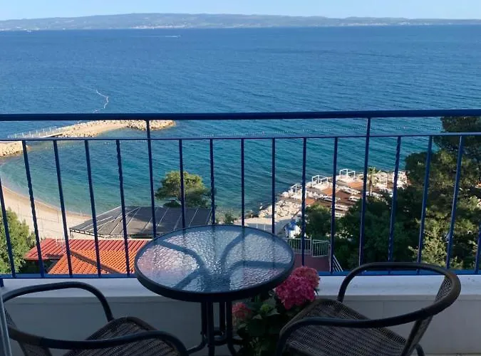Hotel Elu Iris