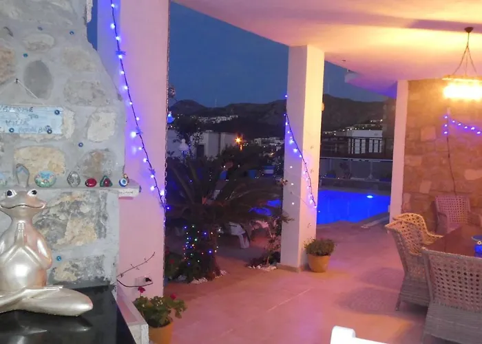Villa Priene - Gumusluk Private Pool