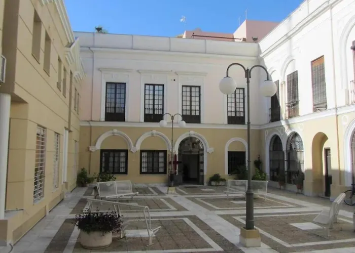 Palacio Caballeros. Parking/Wifi