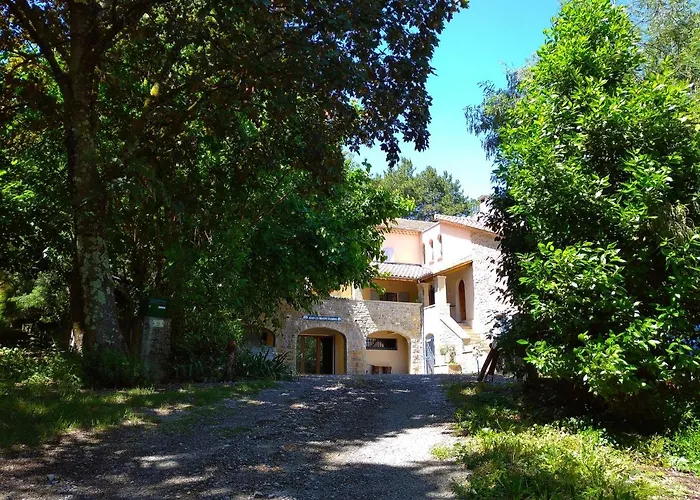 Appartement Rdc Le Brin De Soleil, Gite L Echapee Belle