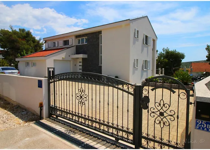 Apartments Nika