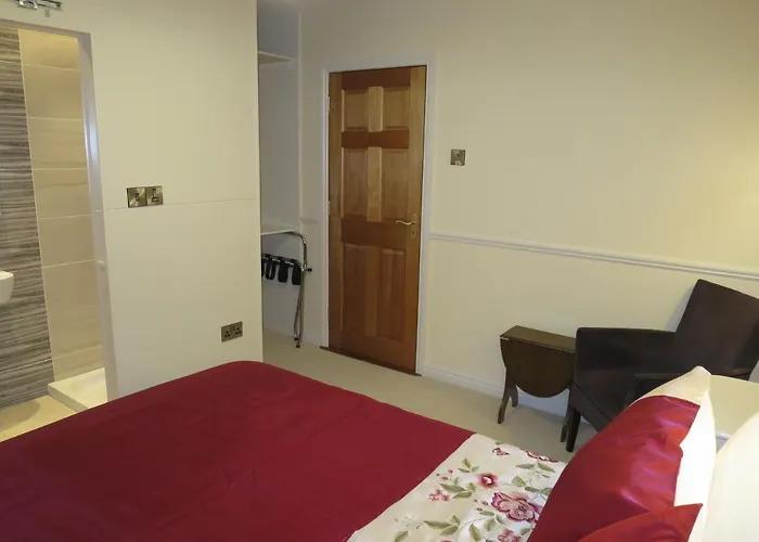 Avalon House B&B
