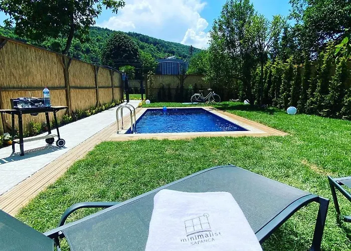 Minimalist Sapanca