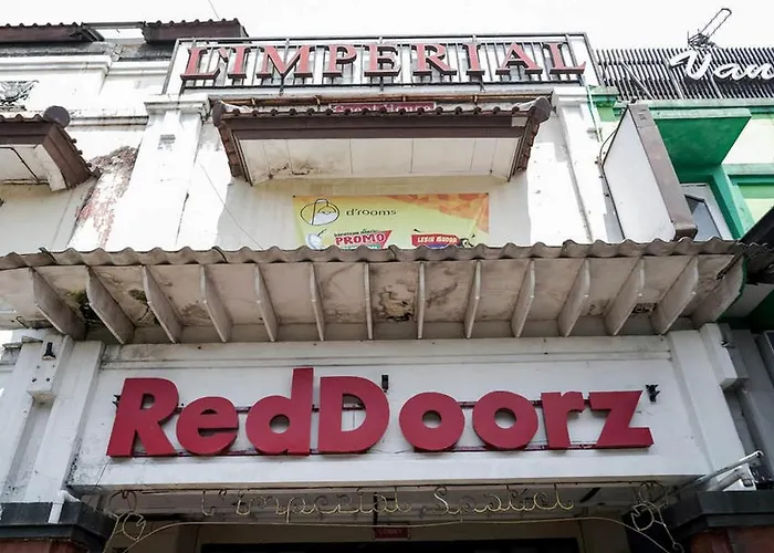 Reddoorz Near Waterboom Lippo Cikarang