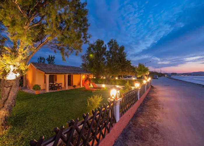 Villa Yiannitsis - Sunset By The Sea, Acharavi Beach