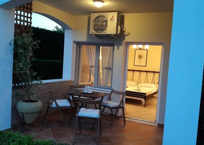 Luxurious Independent Room And Garden