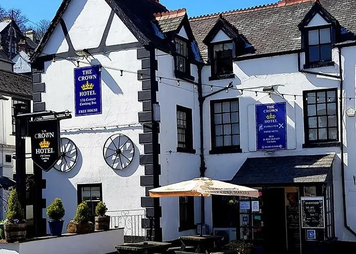 The Crown Hotel