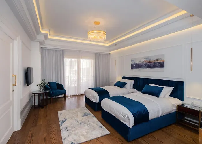 Maran Residence