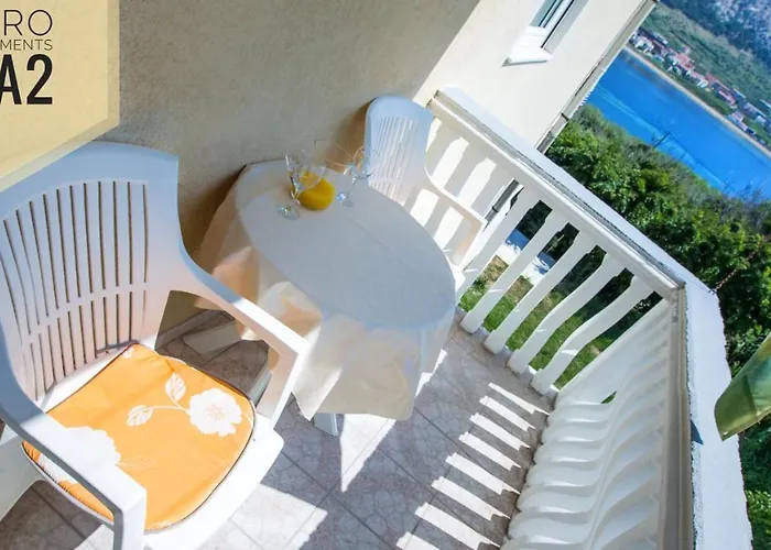 Apartments Toro Pag